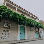 Casa Calle De Las Damas